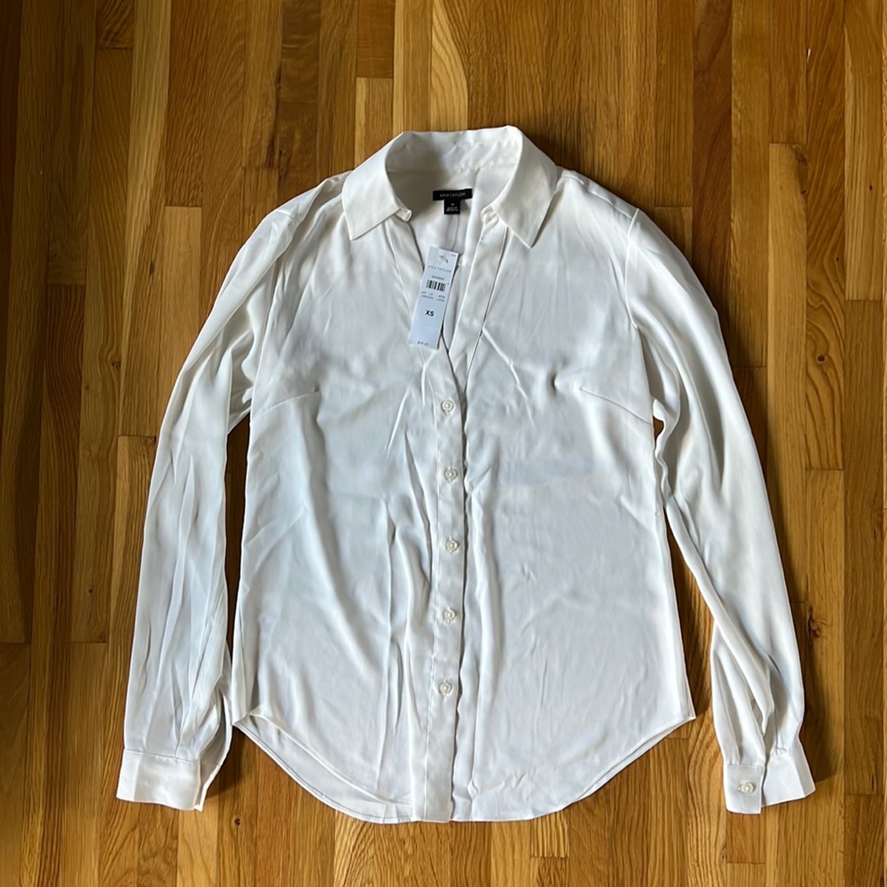 Ann Taylor Essential Shirt XS
